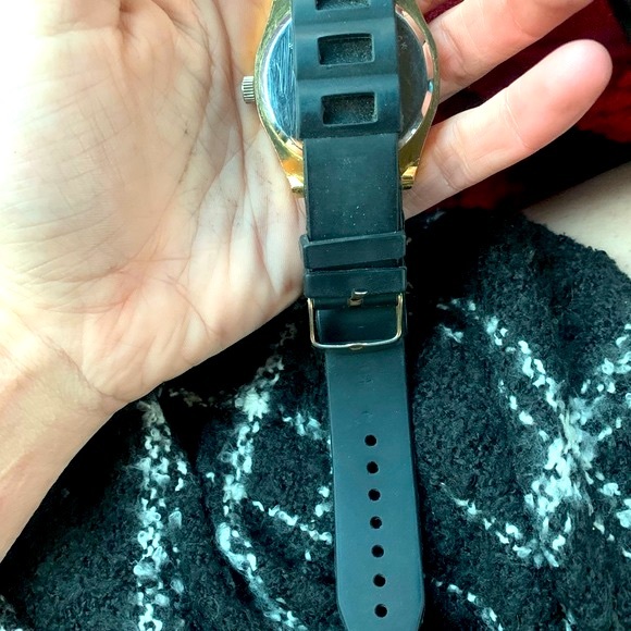 Jewel House quartz watch with rubber/silicone wristband and stainless steel back - Picture 4 of 4